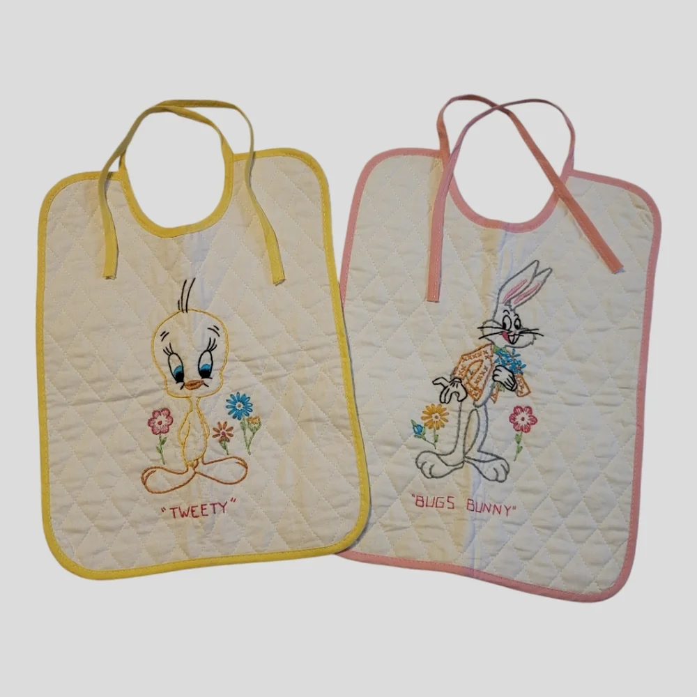 Vtg Bibs Child Baby 12.5x9.5 White Quilted Tweety & Bugs Bunny Hand Embroidered
